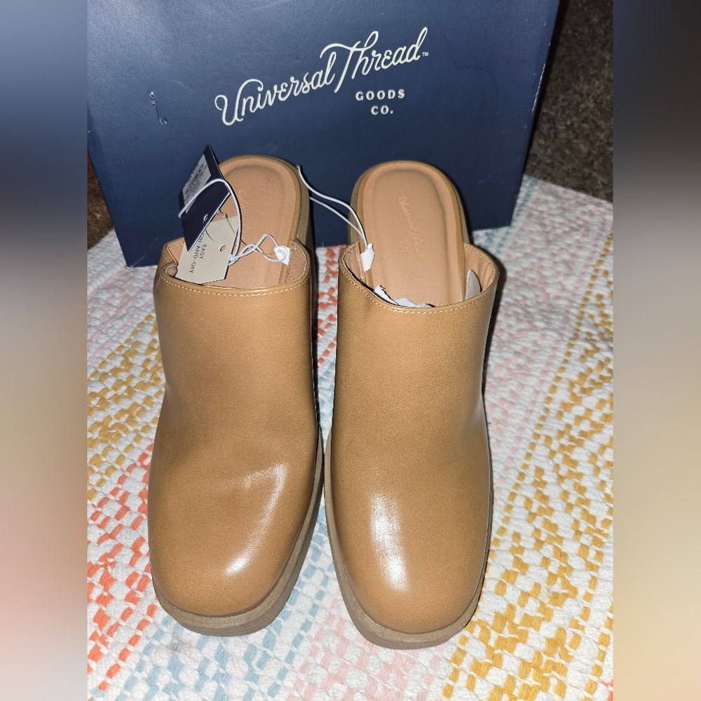 Universal Thread Women's Tan Mules